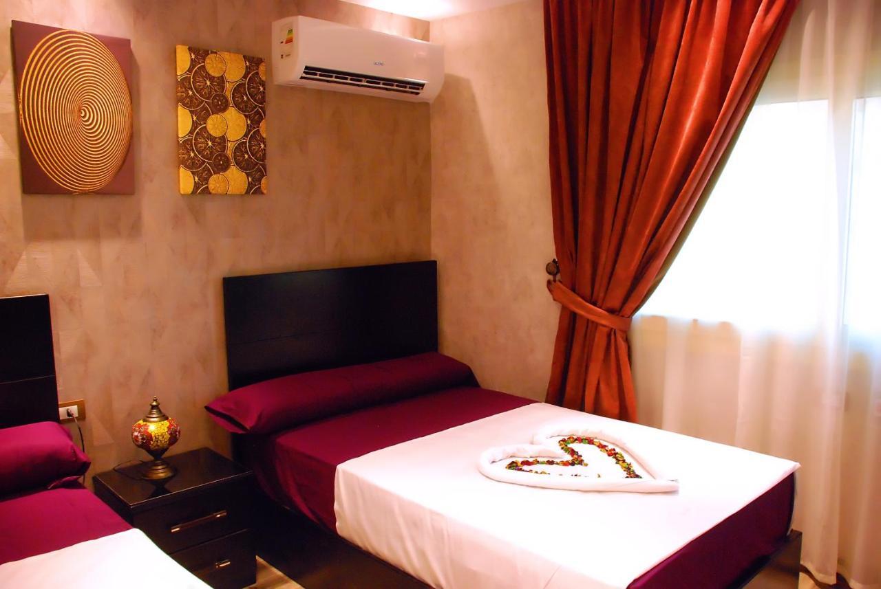 Ghatati Pyramids Planet Hotel מראה חיצוני תמונה