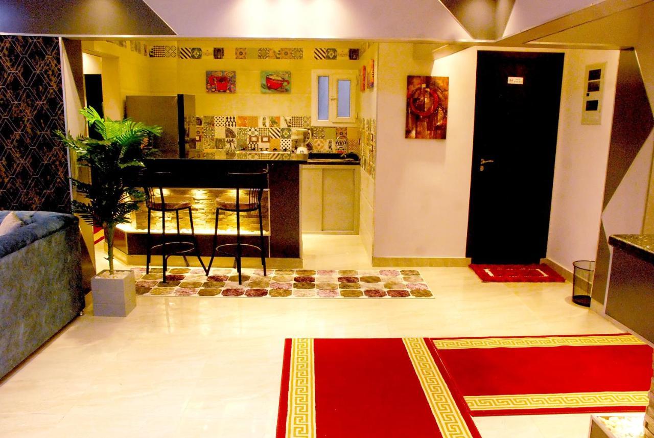 Ghatati Pyramids Planet Hotel מראה חיצוני תמונה