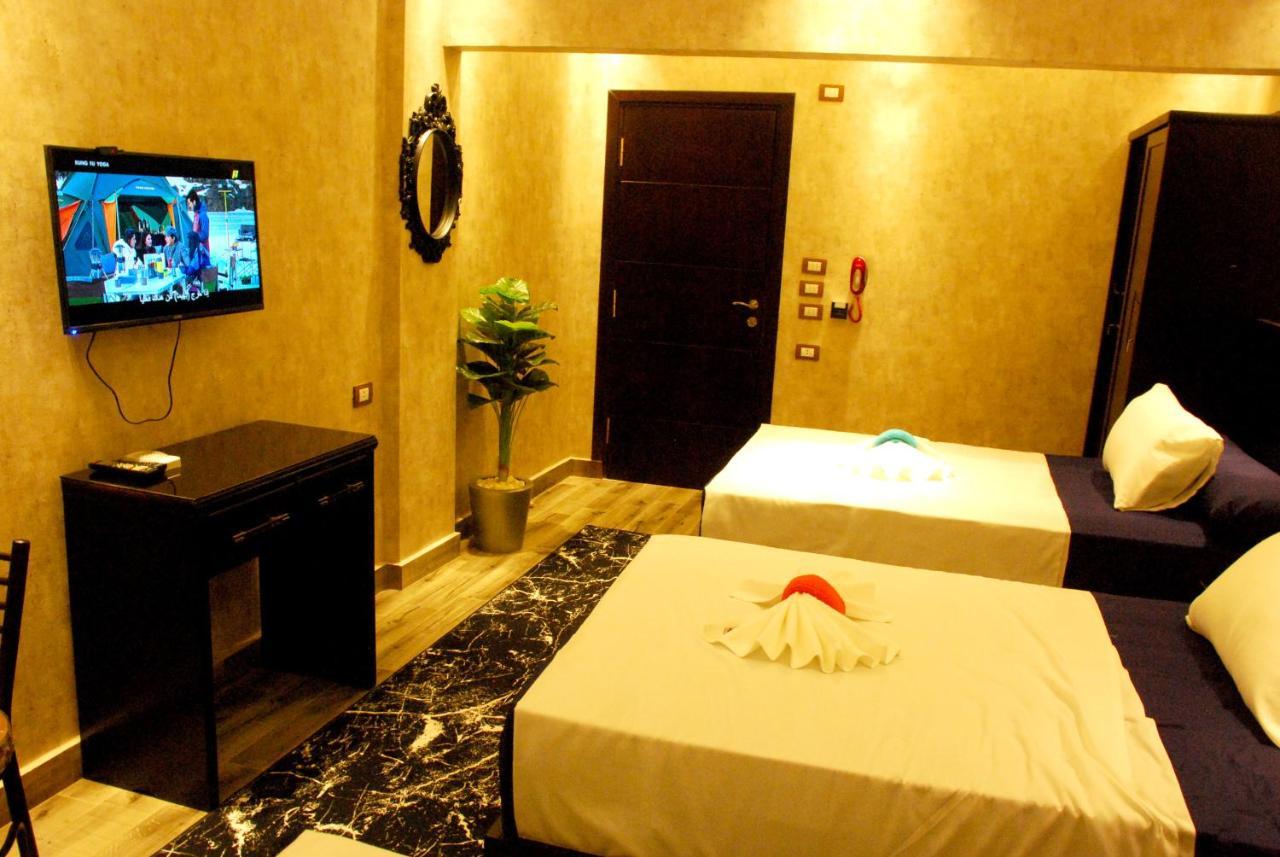 Ghatati Pyramids Planet Hotel מראה חיצוני תמונה