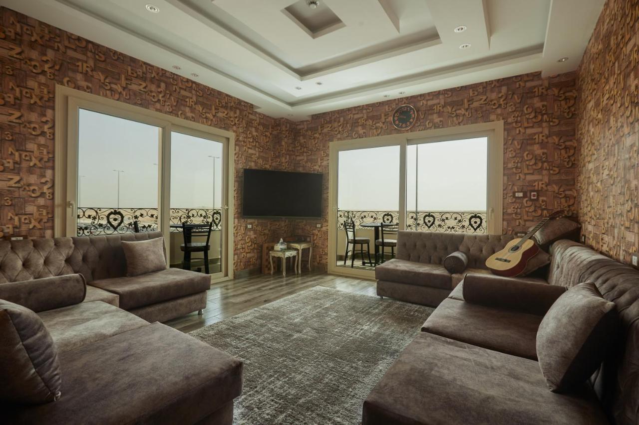Ghatati Pyramids Planet Hotel מראה חיצוני תמונה