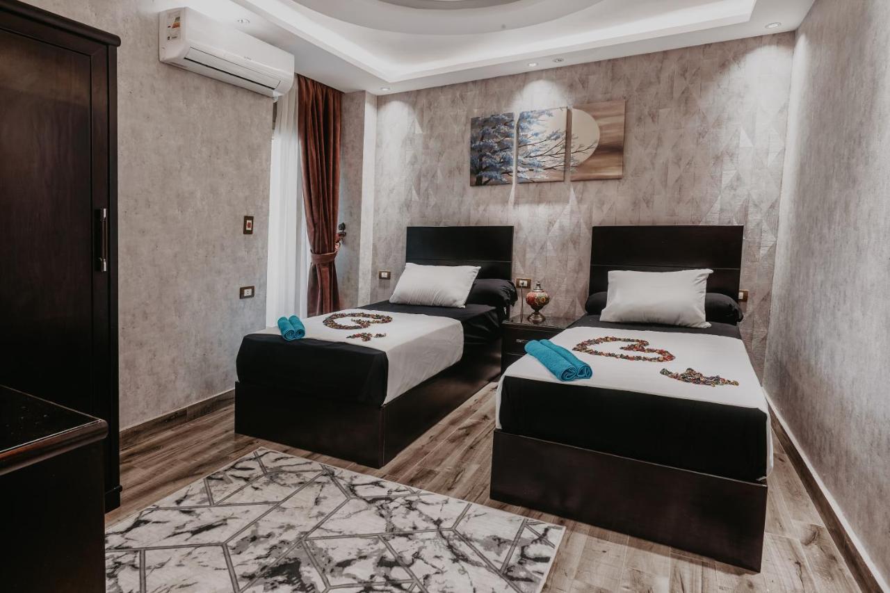 Ghatati Pyramids Planet Hotel מראה חיצוני תמונה