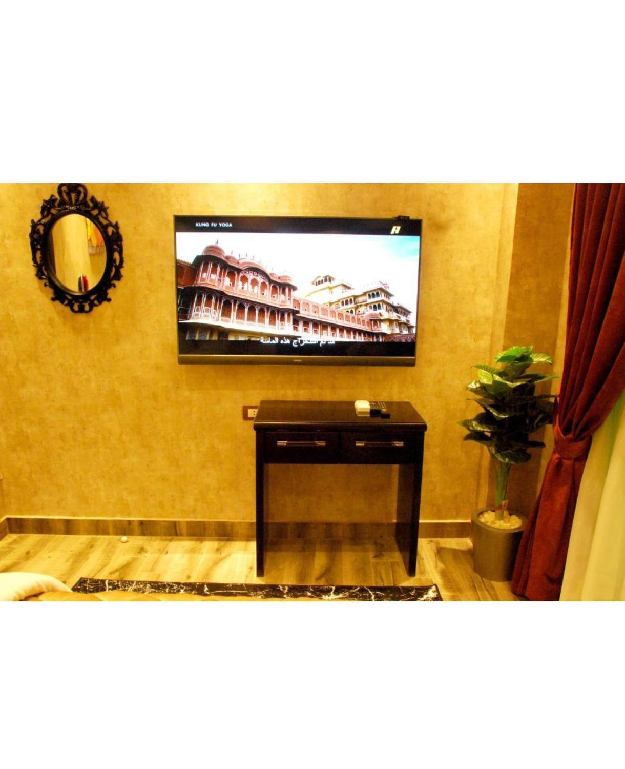 Ghatati Pyramids Planet Hotel מראה חיצוני תמונה