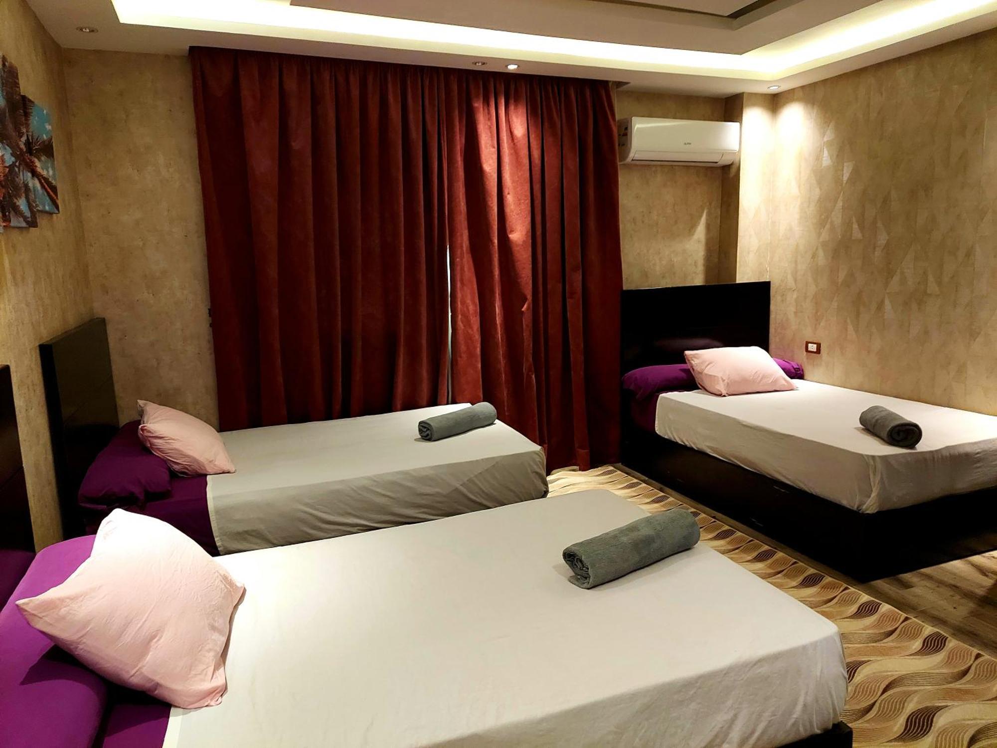 Ghatati Pyramids Planet Hotel חדר תמונה
